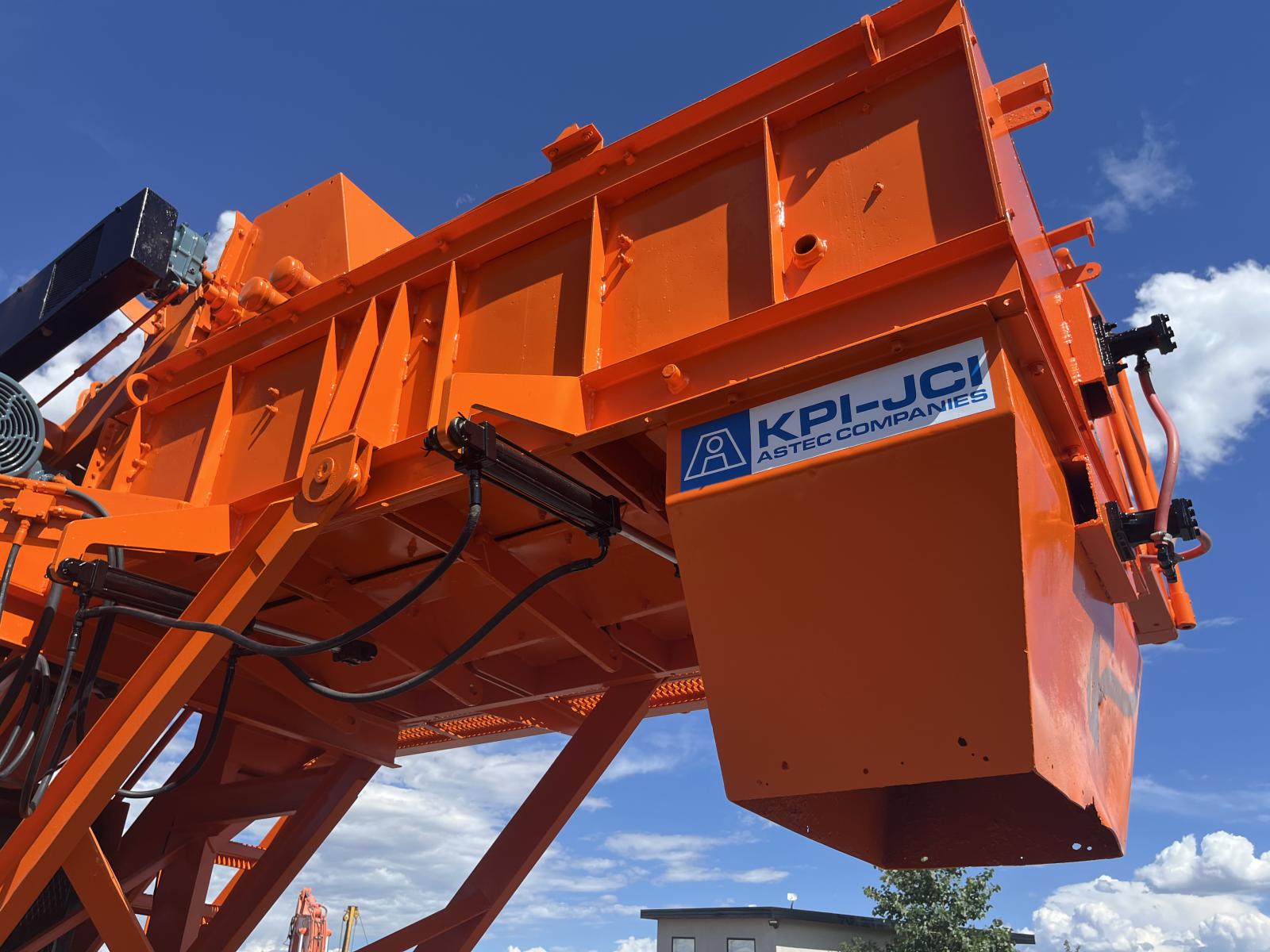 ./imagenes/INVOICE/2019/18069/KOLBERG 52 PORTABLE TWO BIN PUGMILL CONCRETE BATCH PLANT (6).JPG